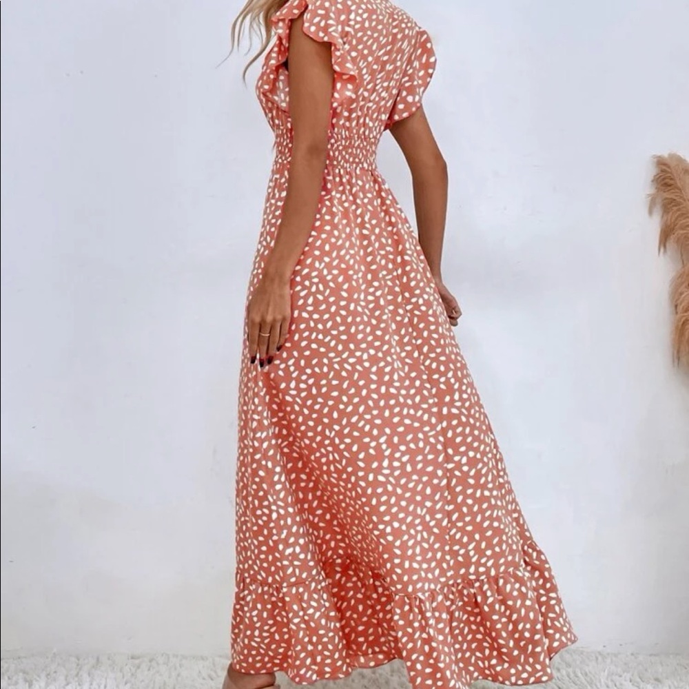 Dots ruffle trim shirred waist maxi dress - Picture 4 of 16